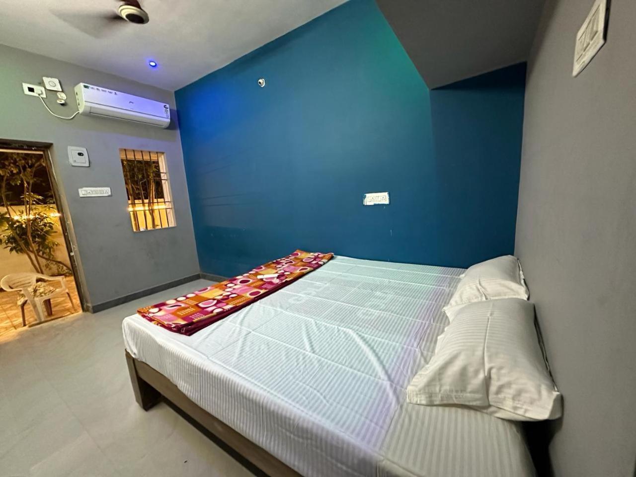 Arunachala Sashwin Guest House Tiruvannāmalai Стая снимка